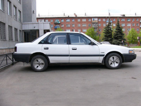 Изображение Capella Hatchback